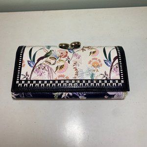 Ted Baker Women’s Black Floral Leather Gem Clasp Wallet. Like new